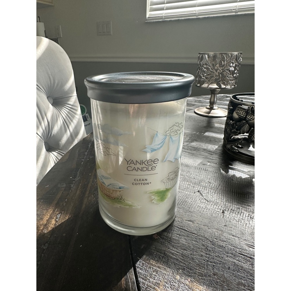 Yankee Candle Clean Cotton 20 oz 2-Wick Tumbler Jar Scented Candle White 1630643